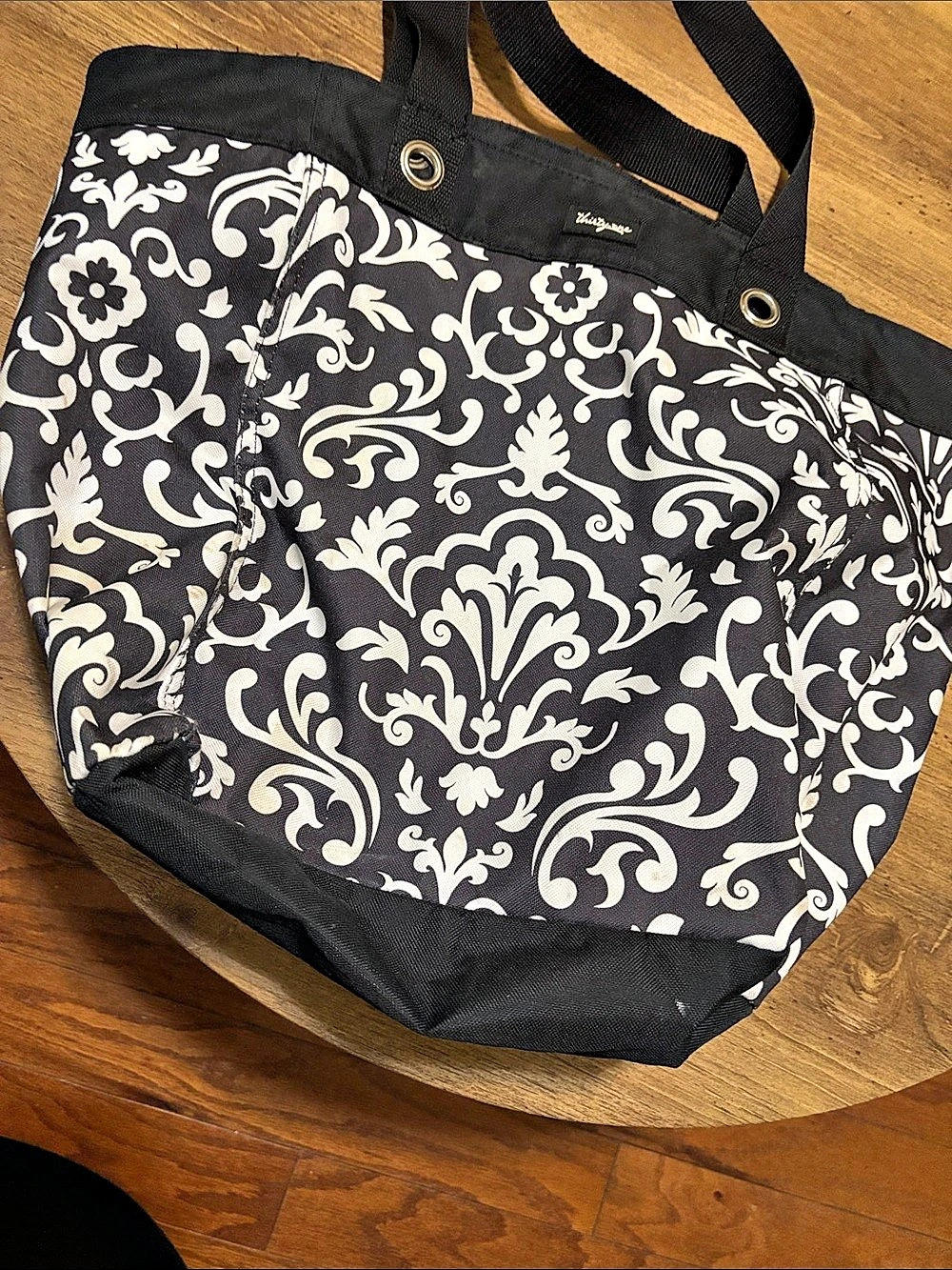 Thirty-One Floral Tote in Black & White